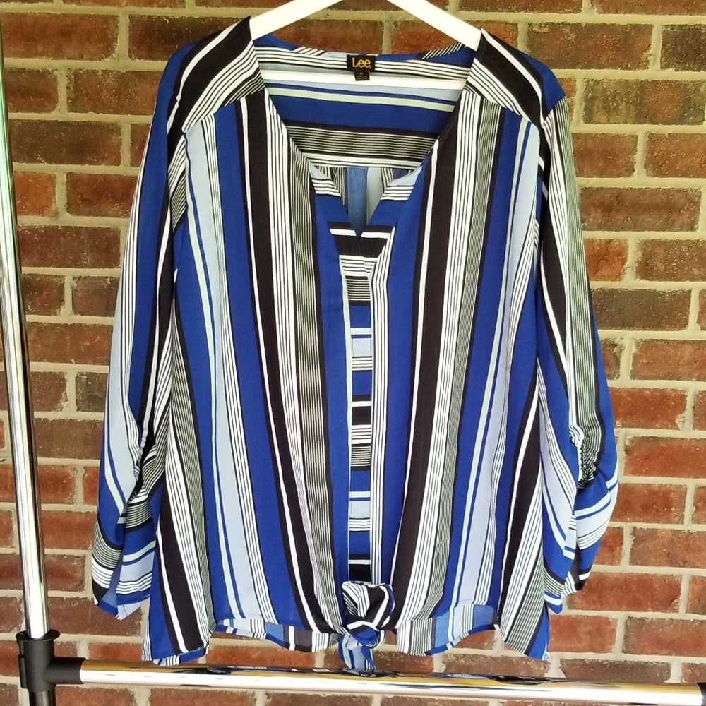 Lee Stripe Blouse Knot front size 3X